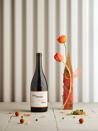 Максиз Гарден, Ту Хэндз23752