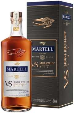 Коньяк "Martell" VS Single Distillery, gift box, 0.7 л